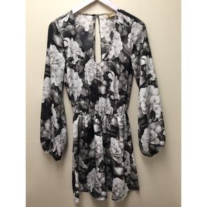 Show Me Your Mumu Long Sleeve V-Neck Mini Dress